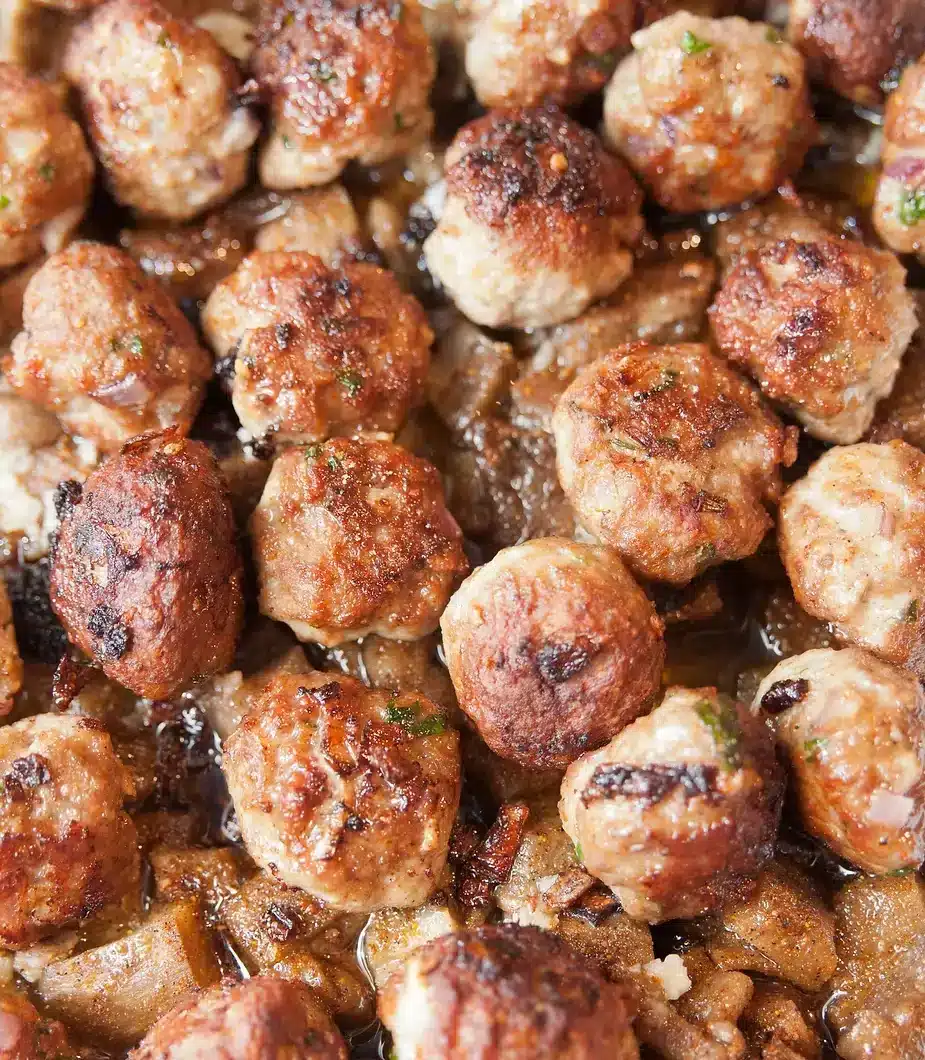 Frikadeller med kartoffelsalat