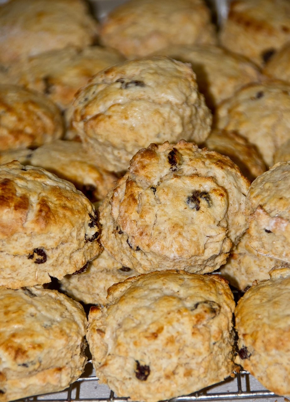 Opskrift på scones med mørk chokolade